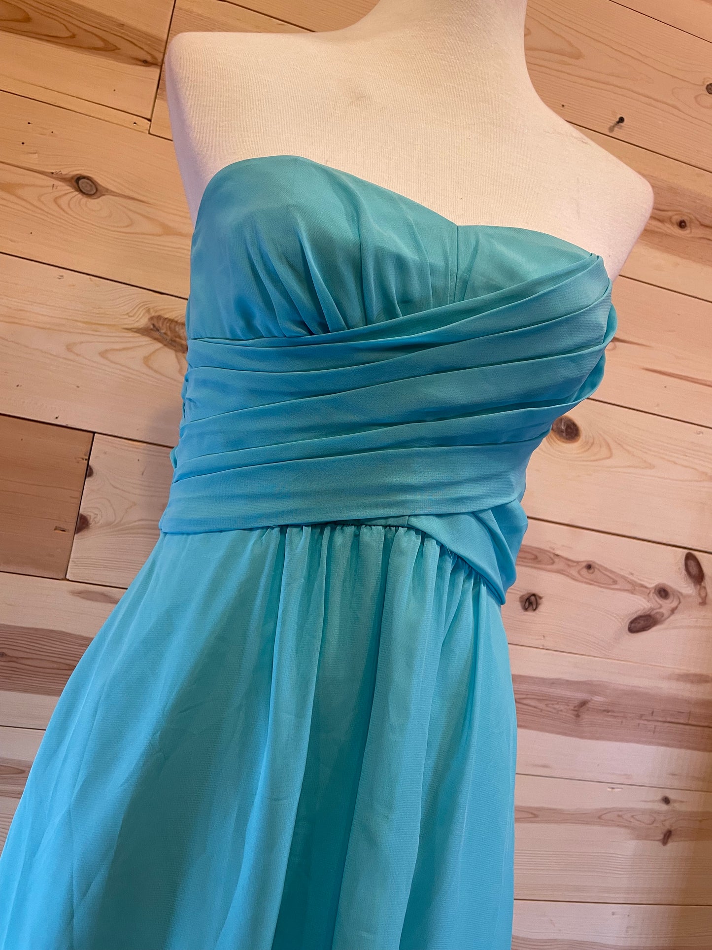 Dove & Dahlia Blue Long Pleated Strapless Dress Size 4