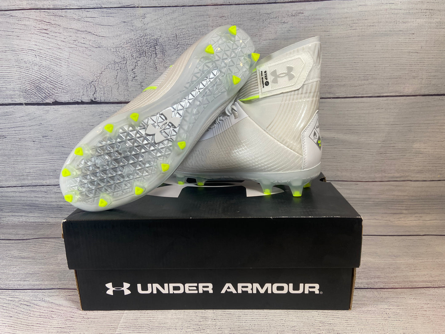 Under Armour Highlight MC High Top White & Silver Football Cleats Men size 11 NWOB