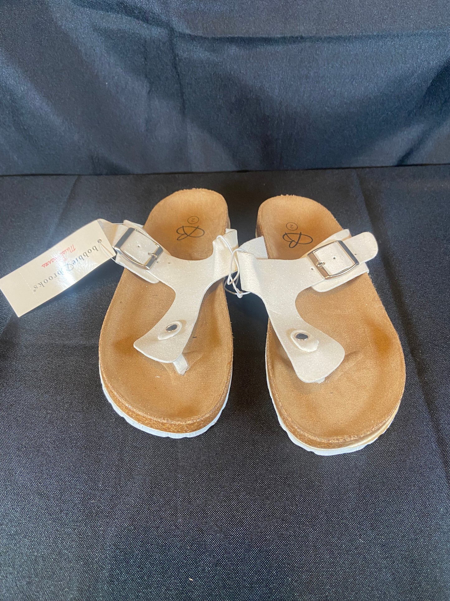 Bobbie & Brooks Brown & White Sandals NWT Girls size 12