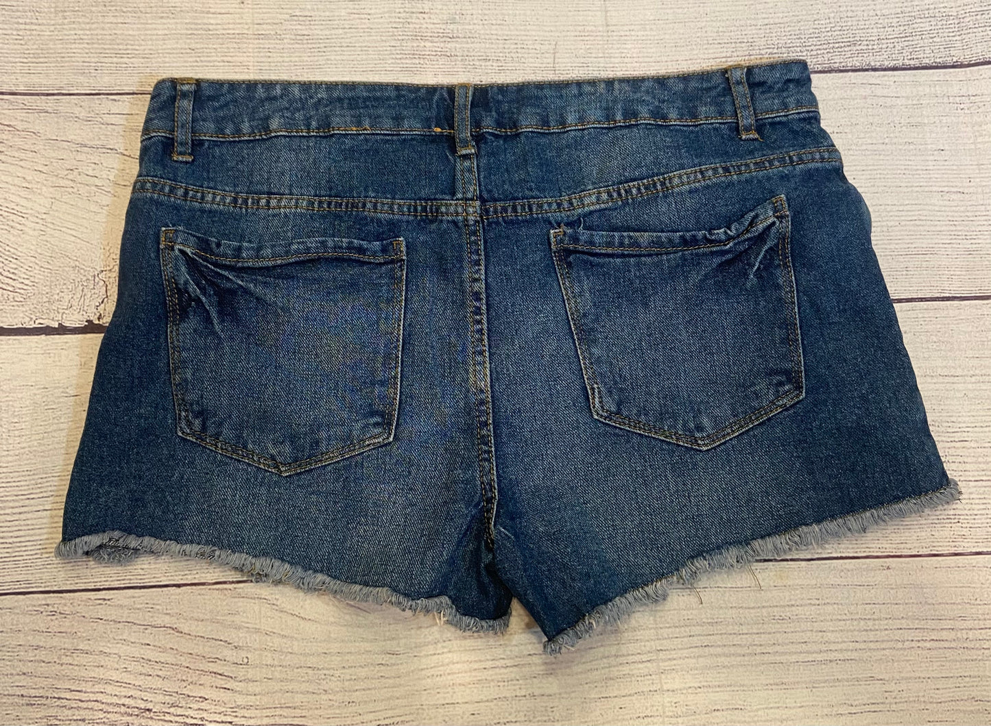 Womens Dark Jean Shorts size 6 NWT