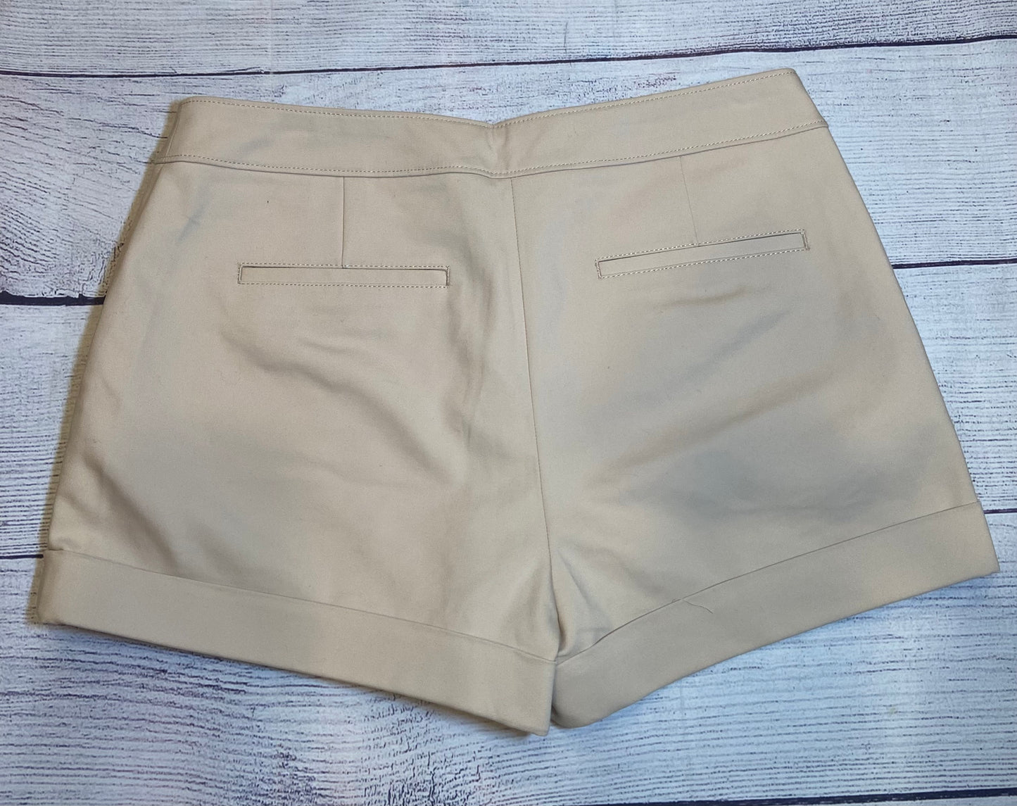 Express Khaki Shortie Mid Rise Shorts Women size 10 NWT