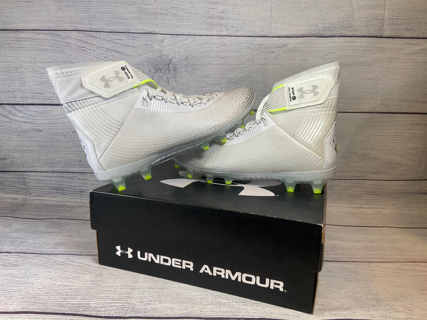 Under Armour Highlight MC High Top White & Silver Football Cleats Men size 11 NWOB