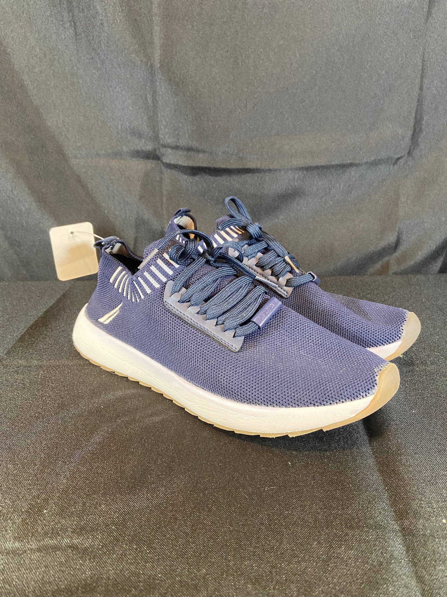 Nautica Blue Memory Foam Pull On Sneakers Women size 8