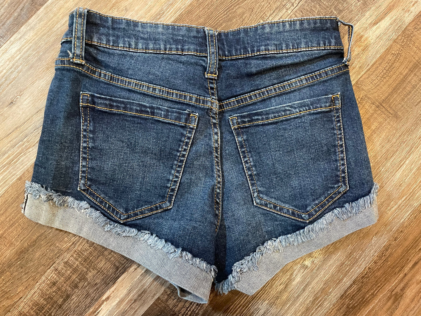 Celebrity PINK the HONEY Womens Jean shorts size 1 (25”)