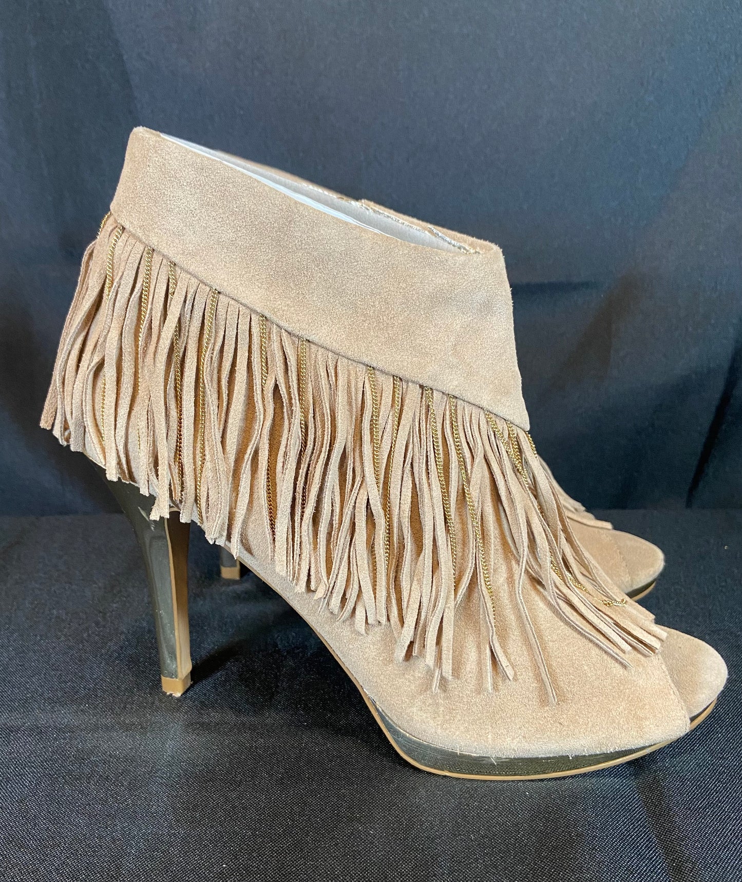 libby Edelman Fringe Short Boot Heels Leather Open Toe size 8M