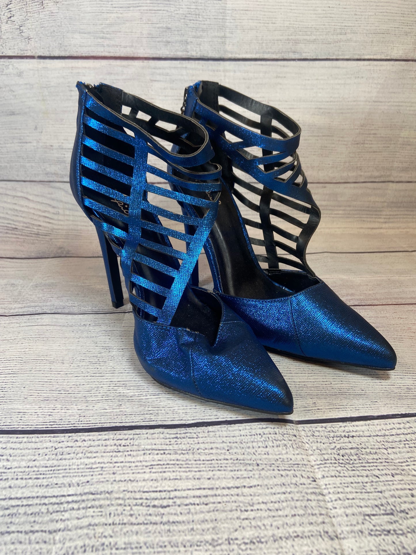 Qupid Shiney Blue Heels Womens size 8