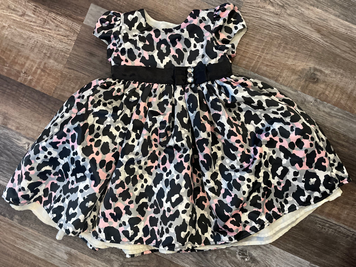 Paulinie Satin Leopard Girls Dress size 3T Easter, Valentines Day, Wedding