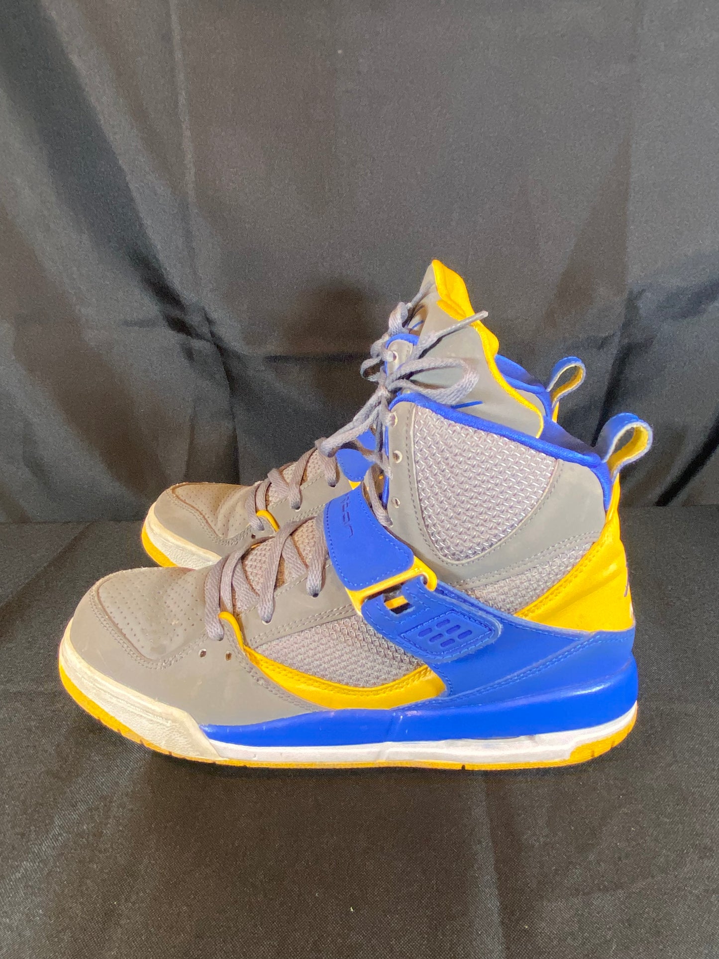 Jordan Flight Sneakers Gray/Blue/Yellow Boys youth size 6Y