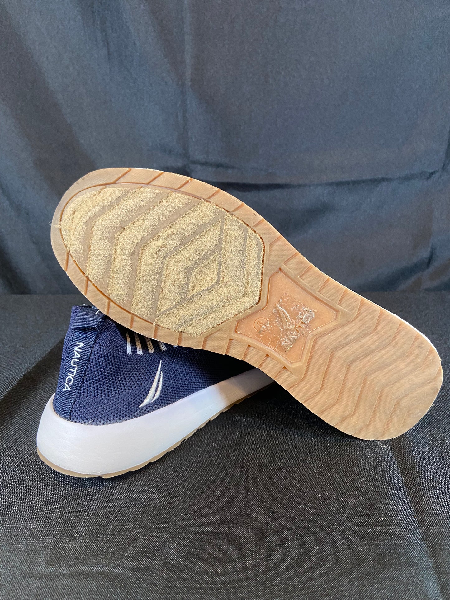 Nautica Blue Memory Foam Pull On Sneakers Women size 8