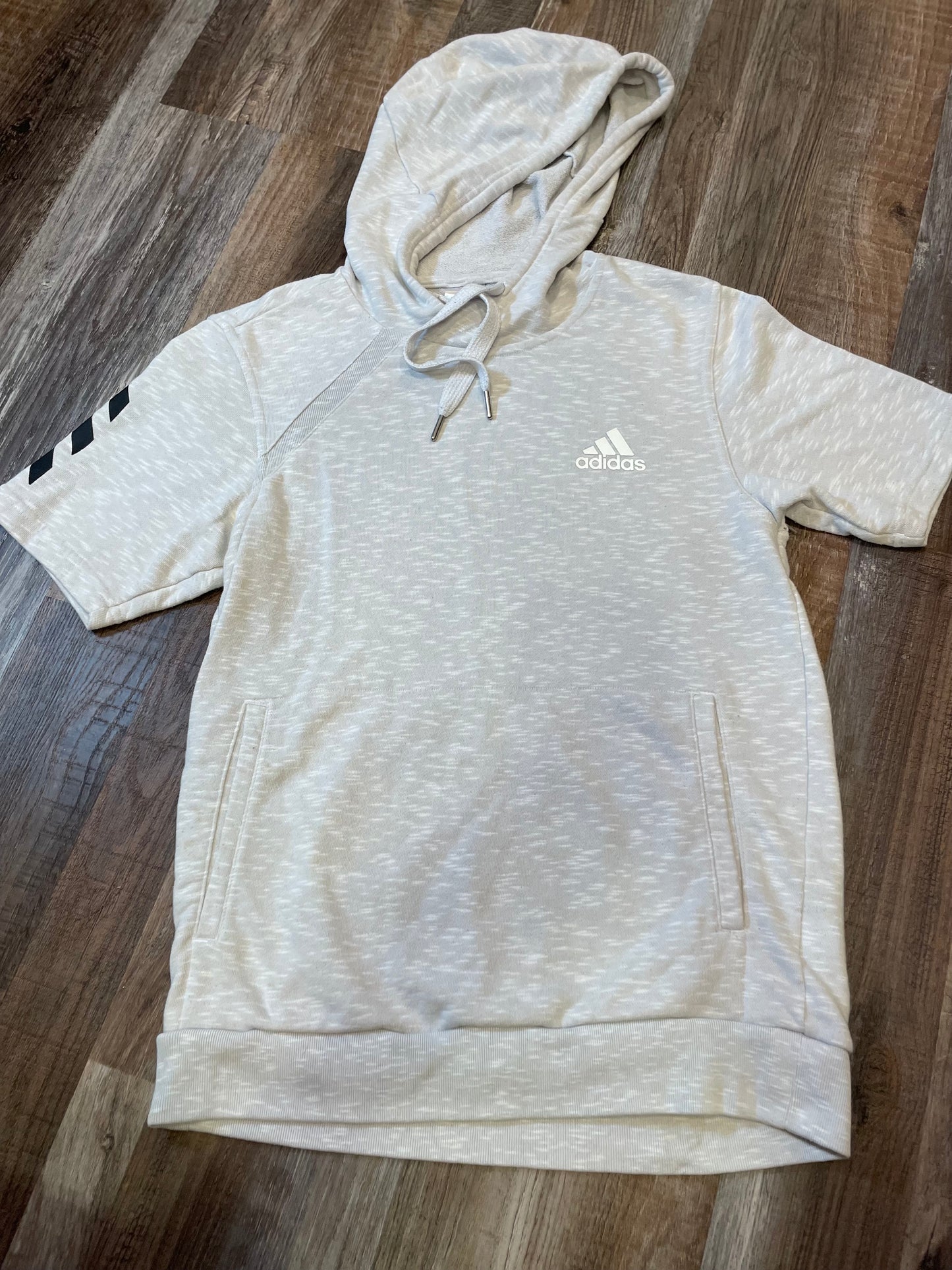 ADIDAS Mens Short Sleeve SweatShirt size Small