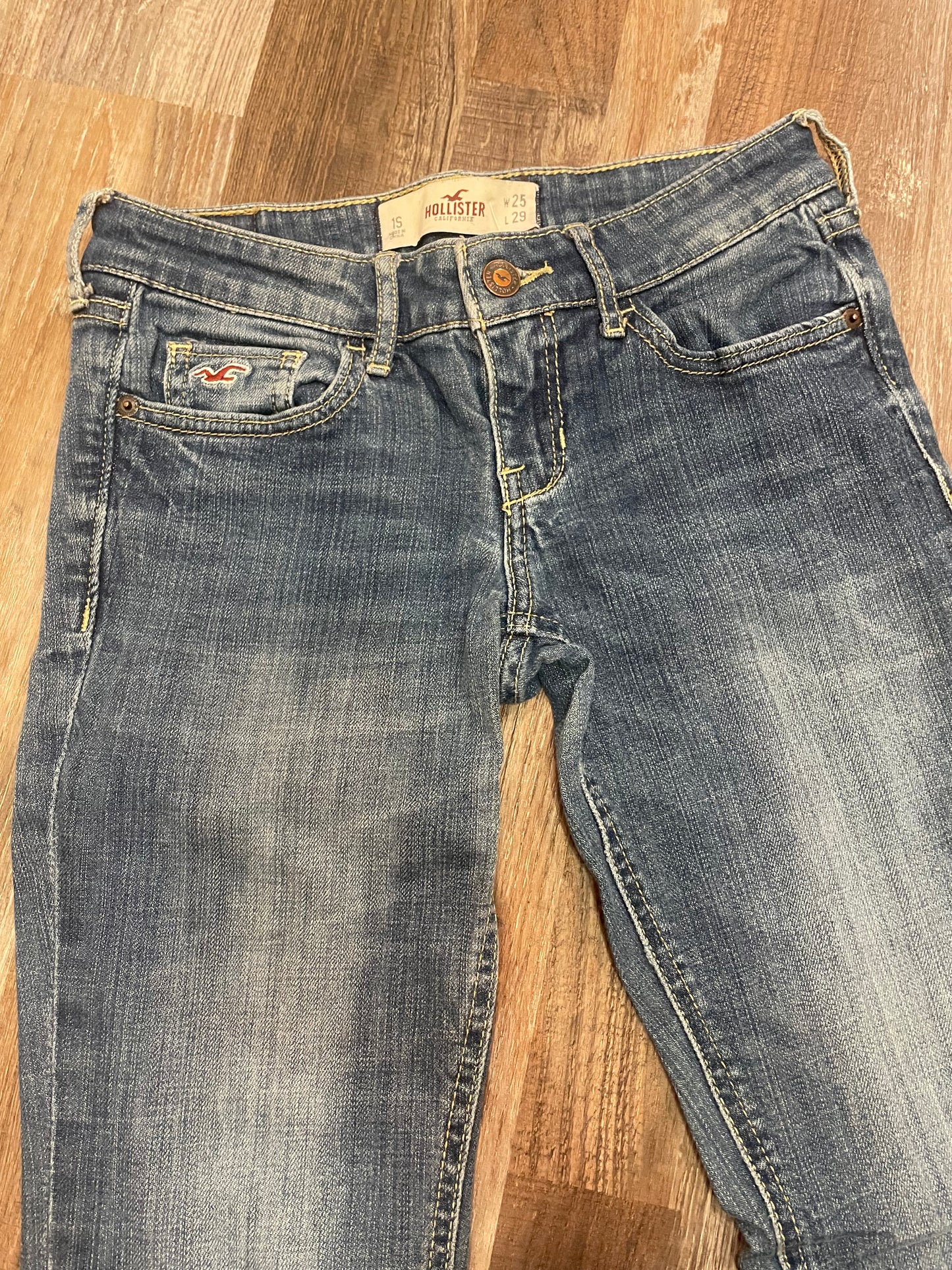 HOLLISTER Skinny Jeans Womens size 1S (25” waist, 29” length)