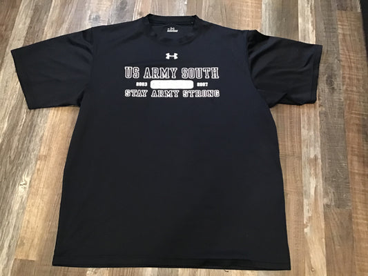 US Army South Under Armour Mens short sleeve black shirt size Medium