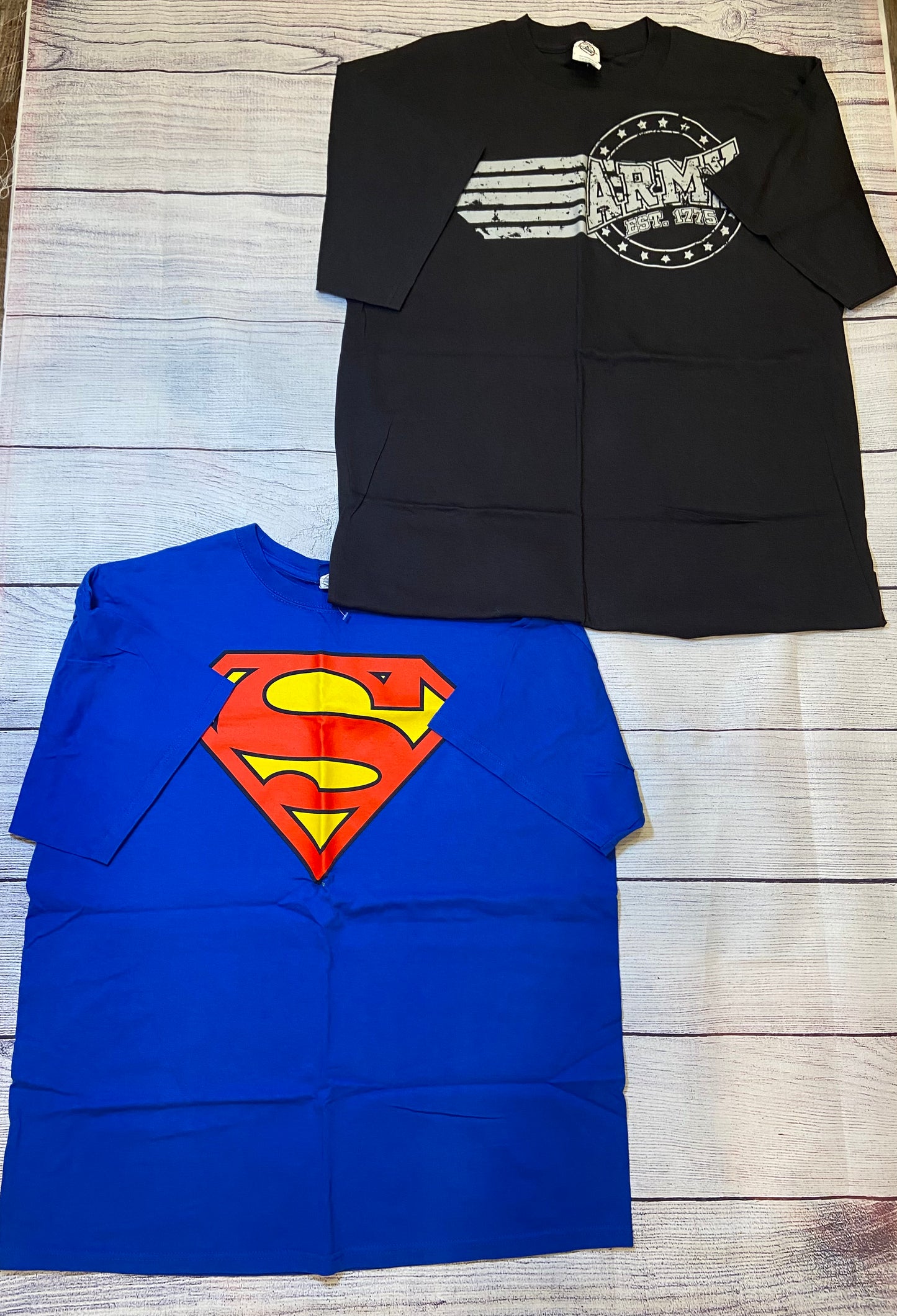 Lot of 2- Army & Superman Mens Short Sleeve Shirts size XLarge