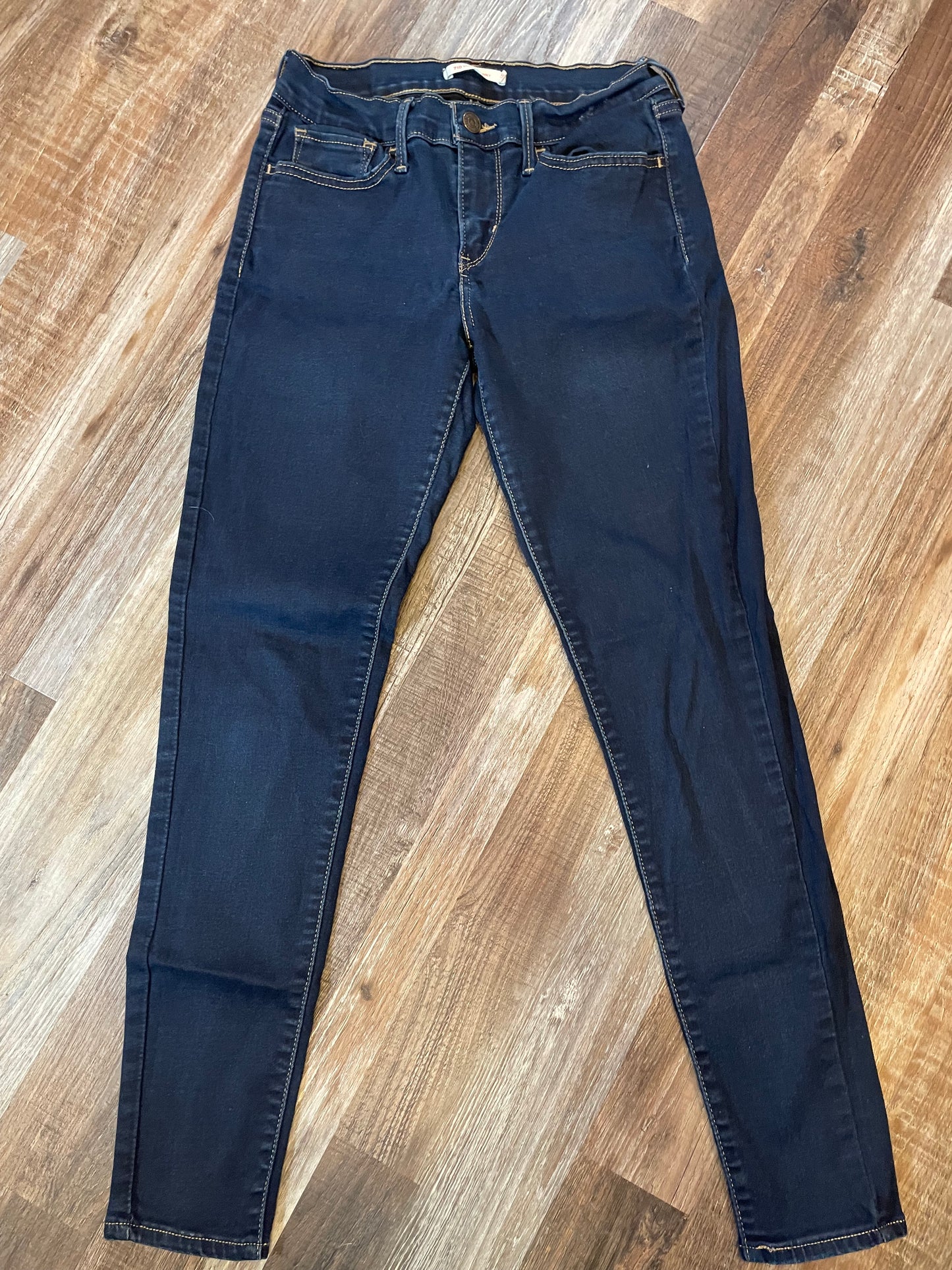 Levi 710 Super Skinny Womens Jeans size 28