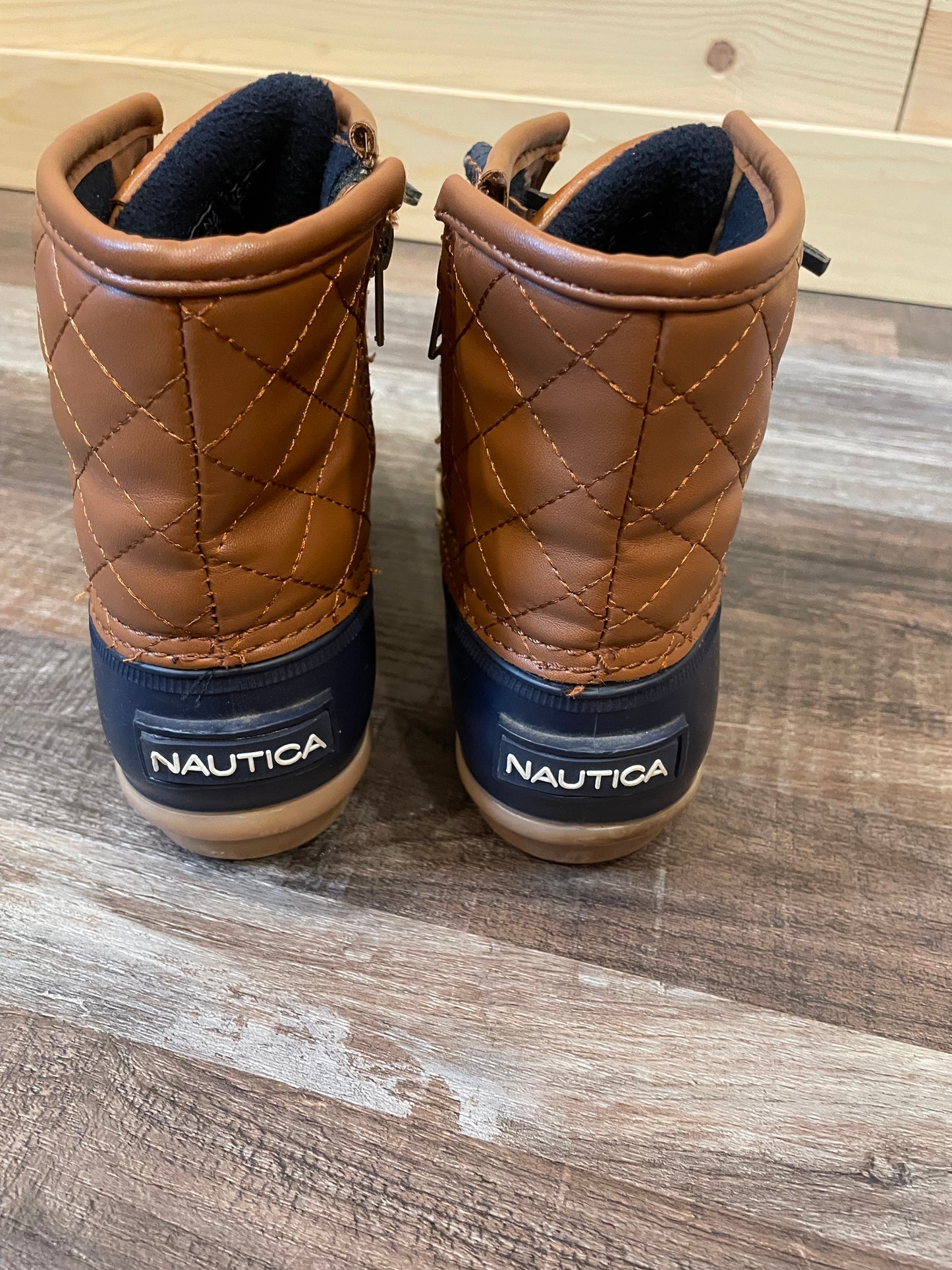 NAUTICA Brown & Navy Blue Womens Duck Boots size 7