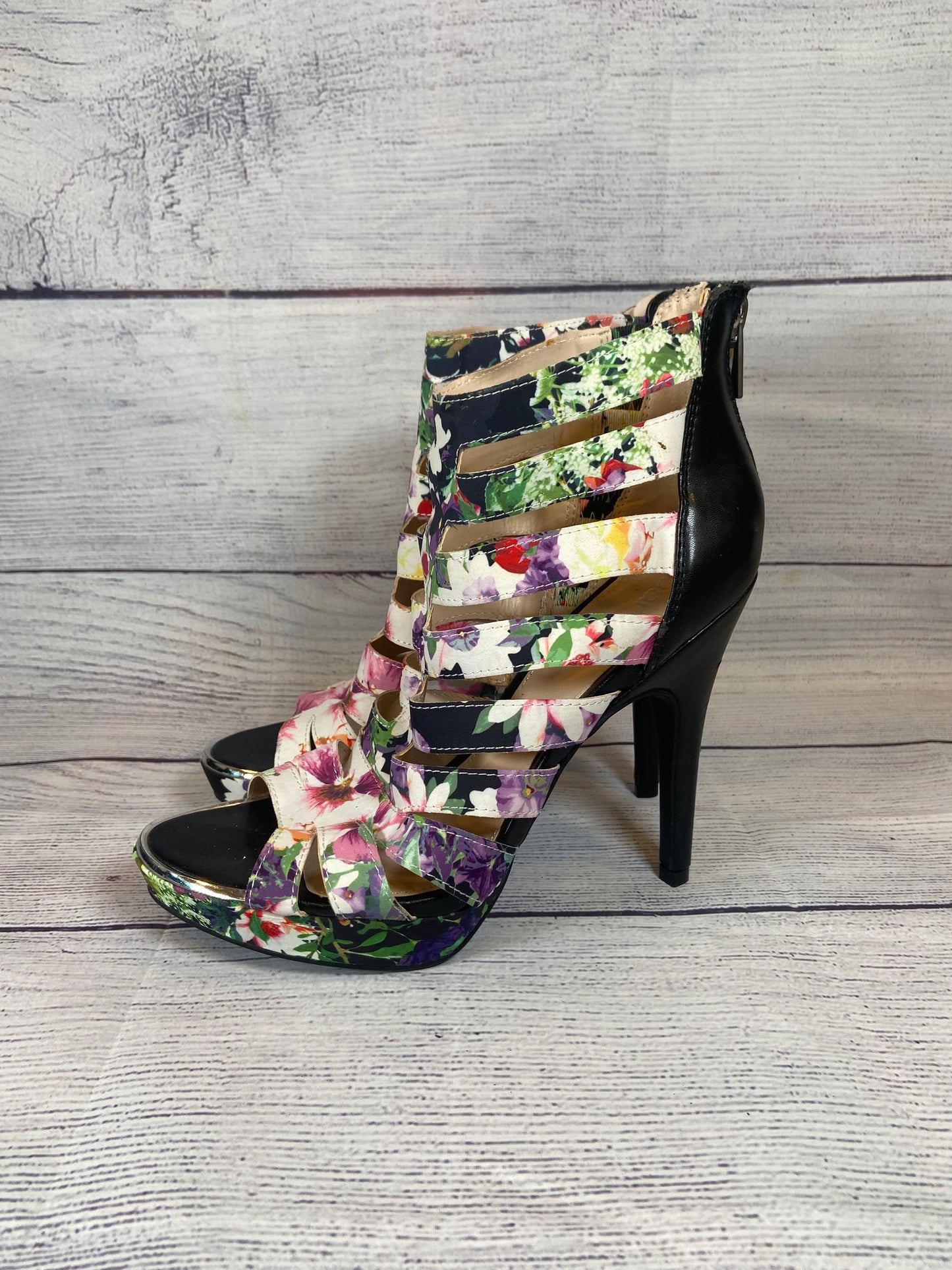 BAR III Black w/Floral Heels Womens size 8M