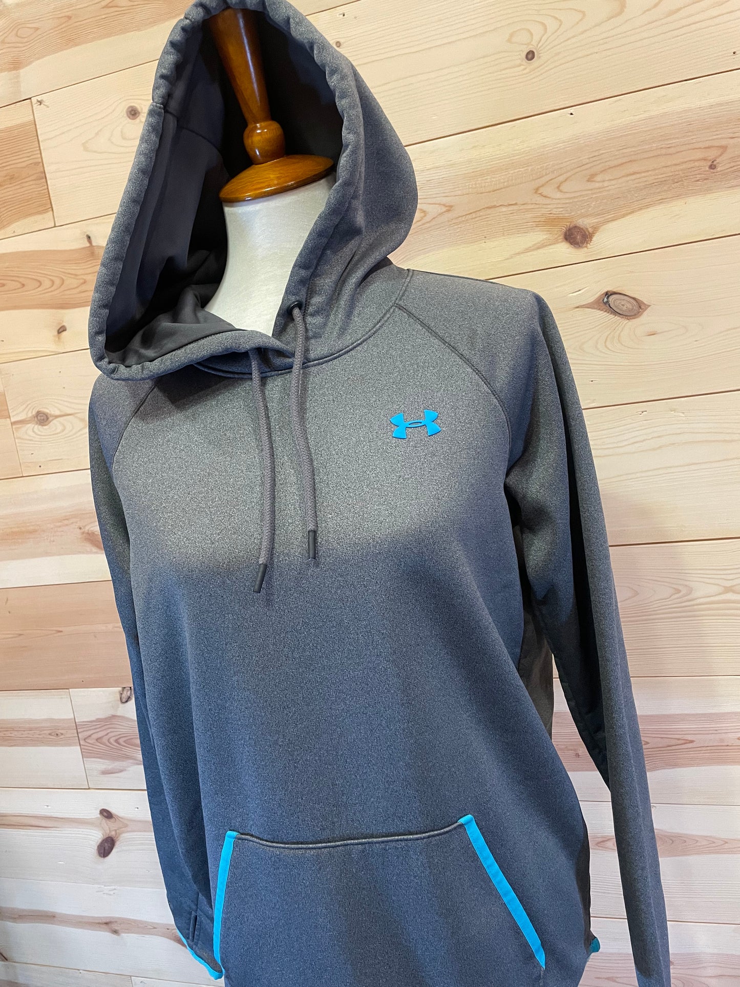 Under Armour Womens Grey Hooded Sweatshirt size medium