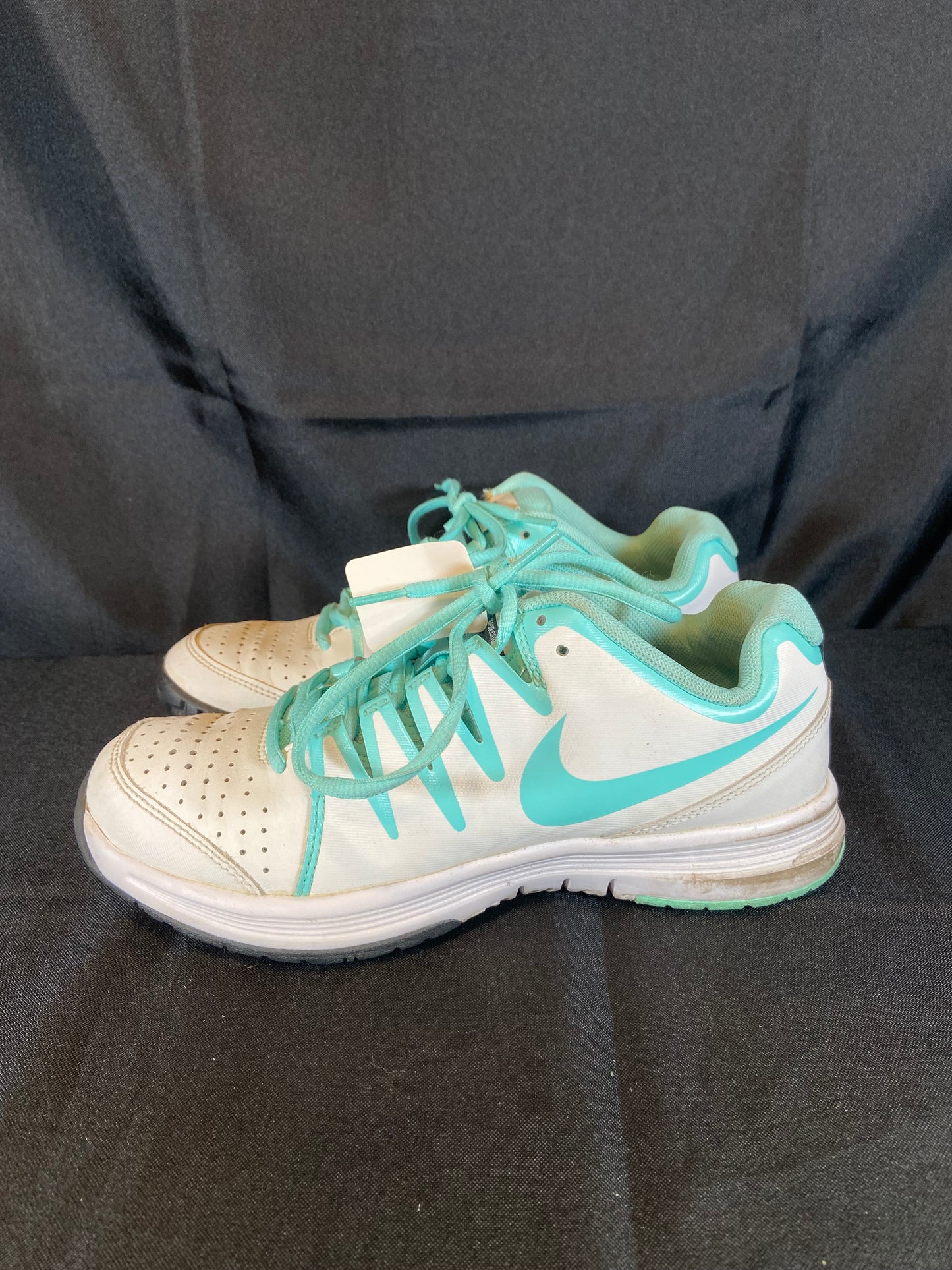 Nike Vapor-Court Basketball Sneakers White/Teal Women size 7.5