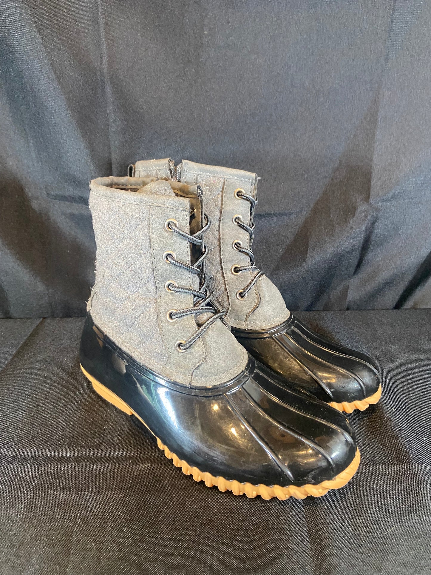 Sporto Delanie Waterproof Gray & Black Duck Boot Women size 7