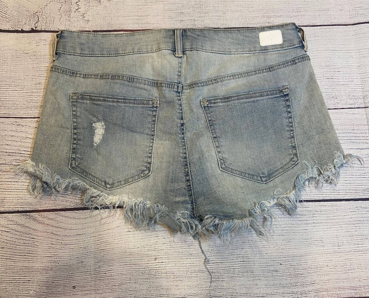 Celebrity Pink Light Jean Shorts size 11 (30”)