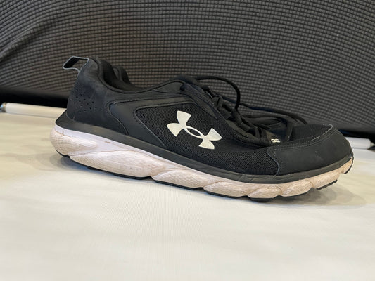 Under Armour Charged Assert Sneakers Black Men size 12