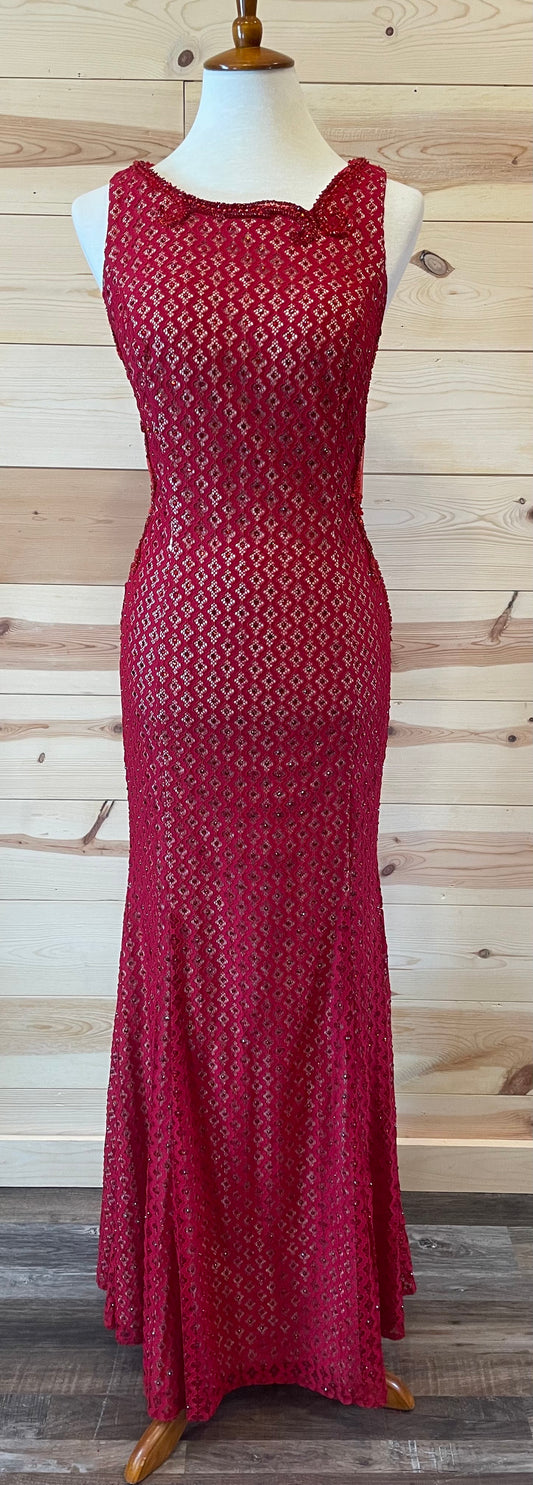 Dave & Johnny Red Lace Sleeveless Long Dress Womens size 13/14 formal