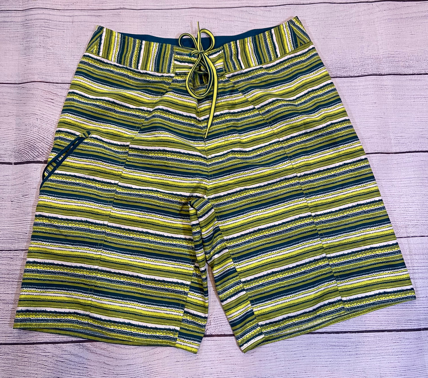 Columbia Men Neon Green/Blue/White Swim Trunks Size 34