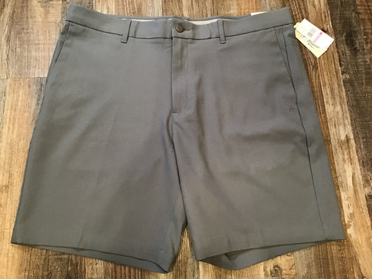 Penguin Moisture Wicking Stretch Mens Grey Shorts Size 38 Retails $79 Golf