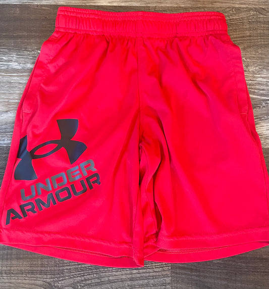 Under Armour Solid red Boys shorts size XSmall