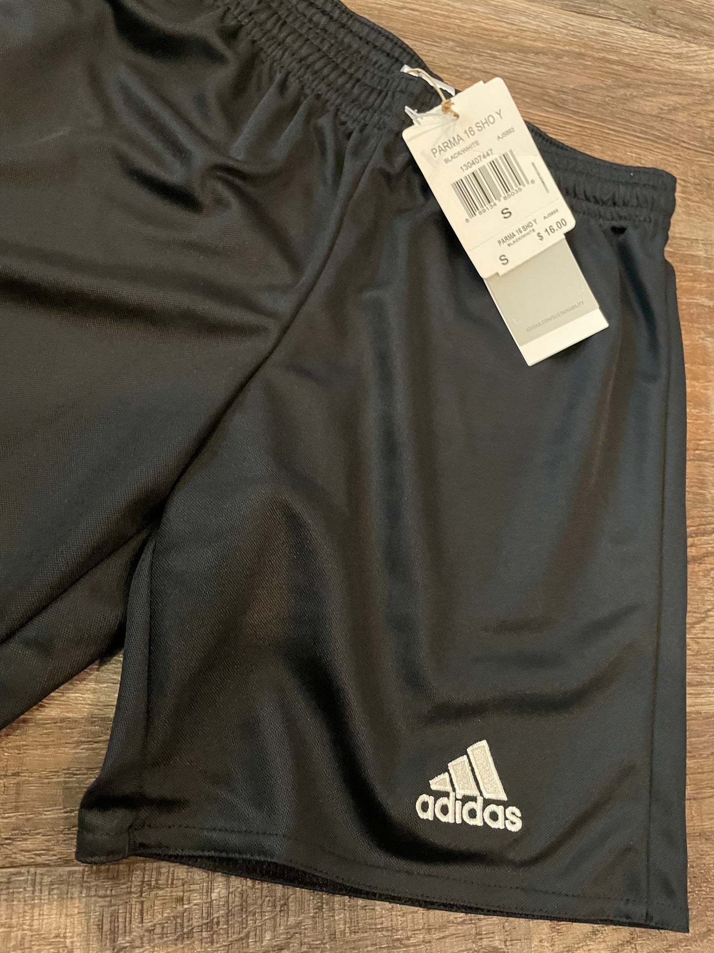 ADIDAS NEW!! Girls solid black shorts size small