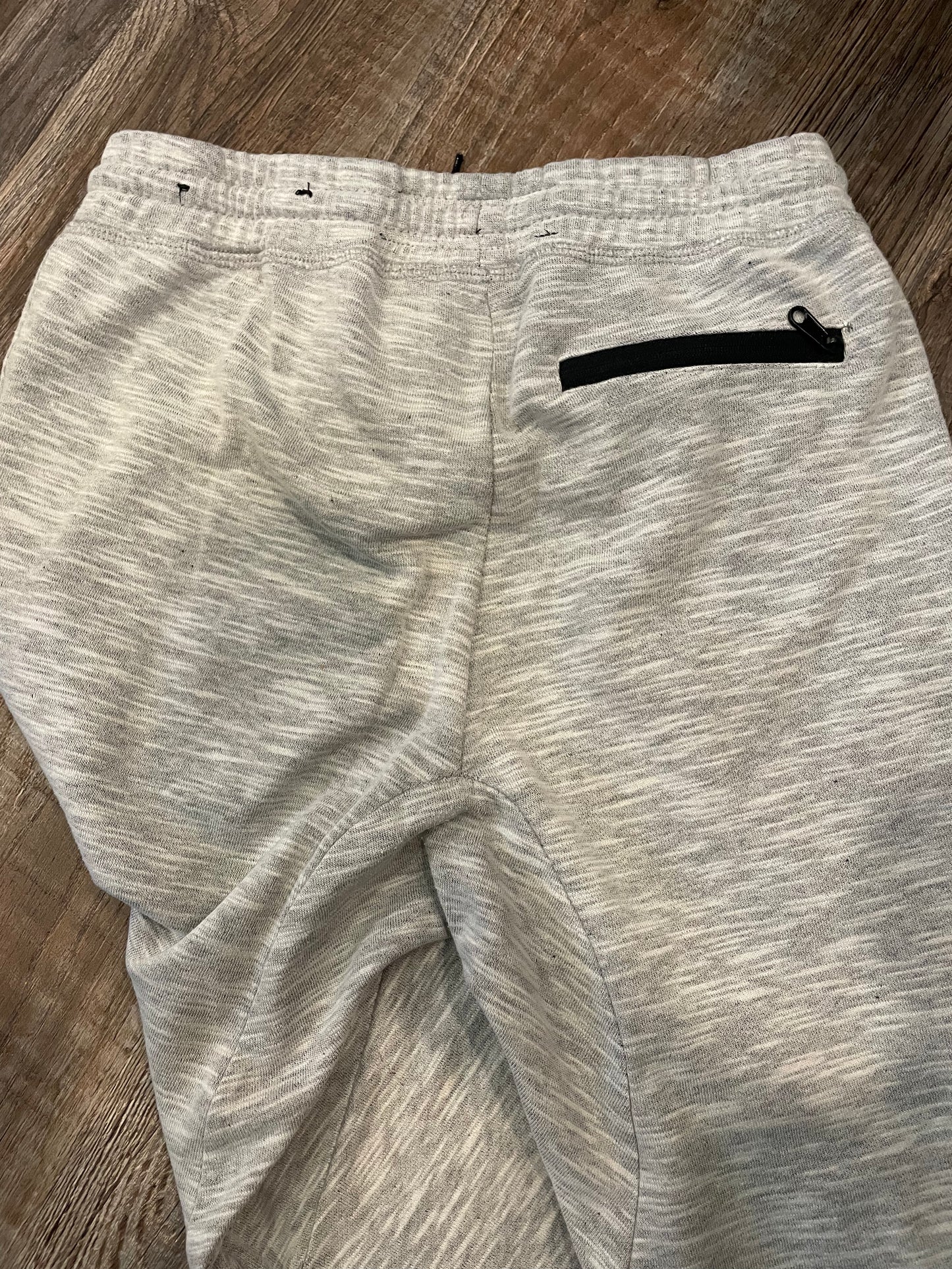 Brooklyn Cloth light Grey Joggers boys size Medium