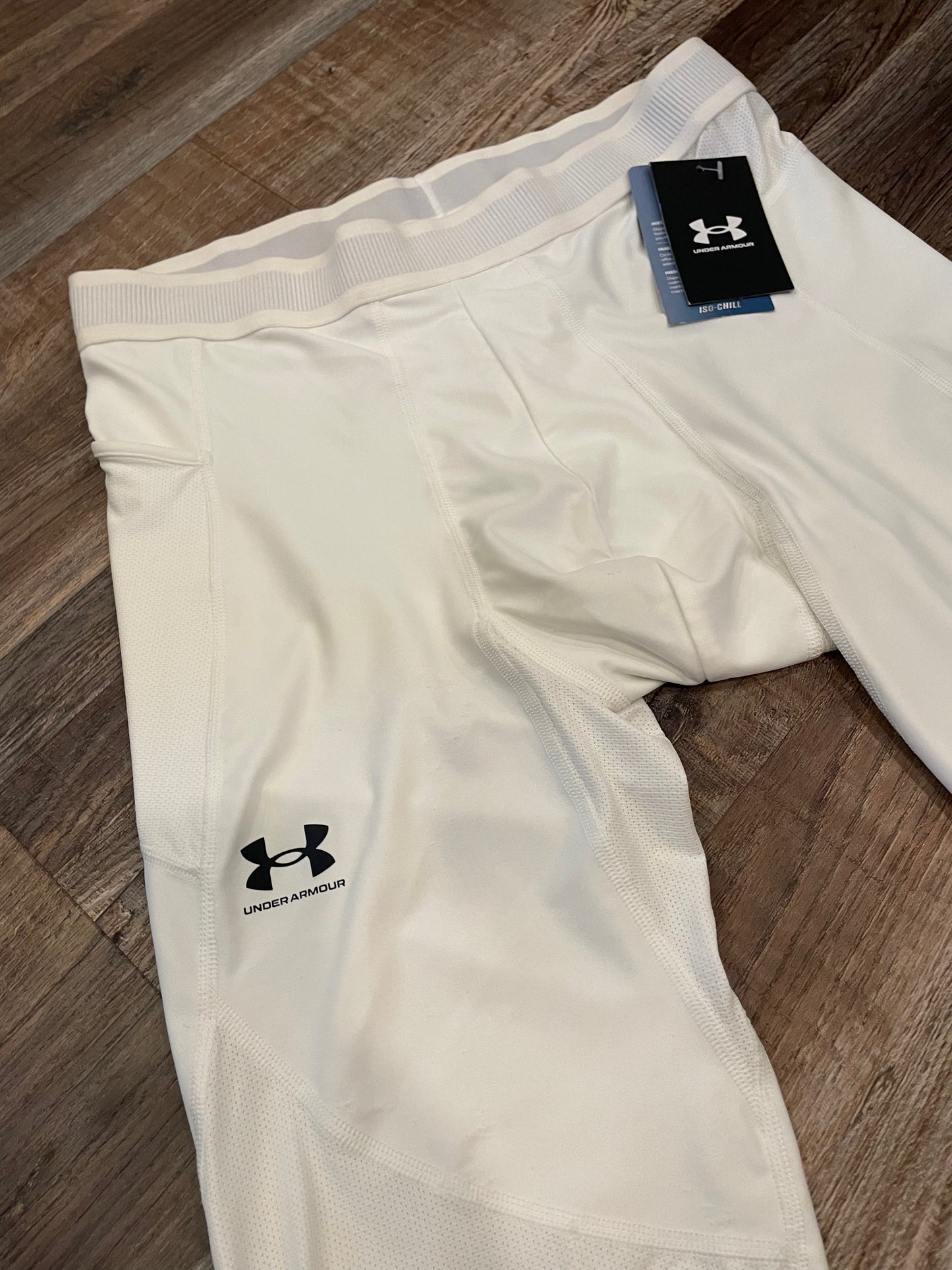 Under Armour NEW!! White Compression Pants Knee Length mens size XLarge