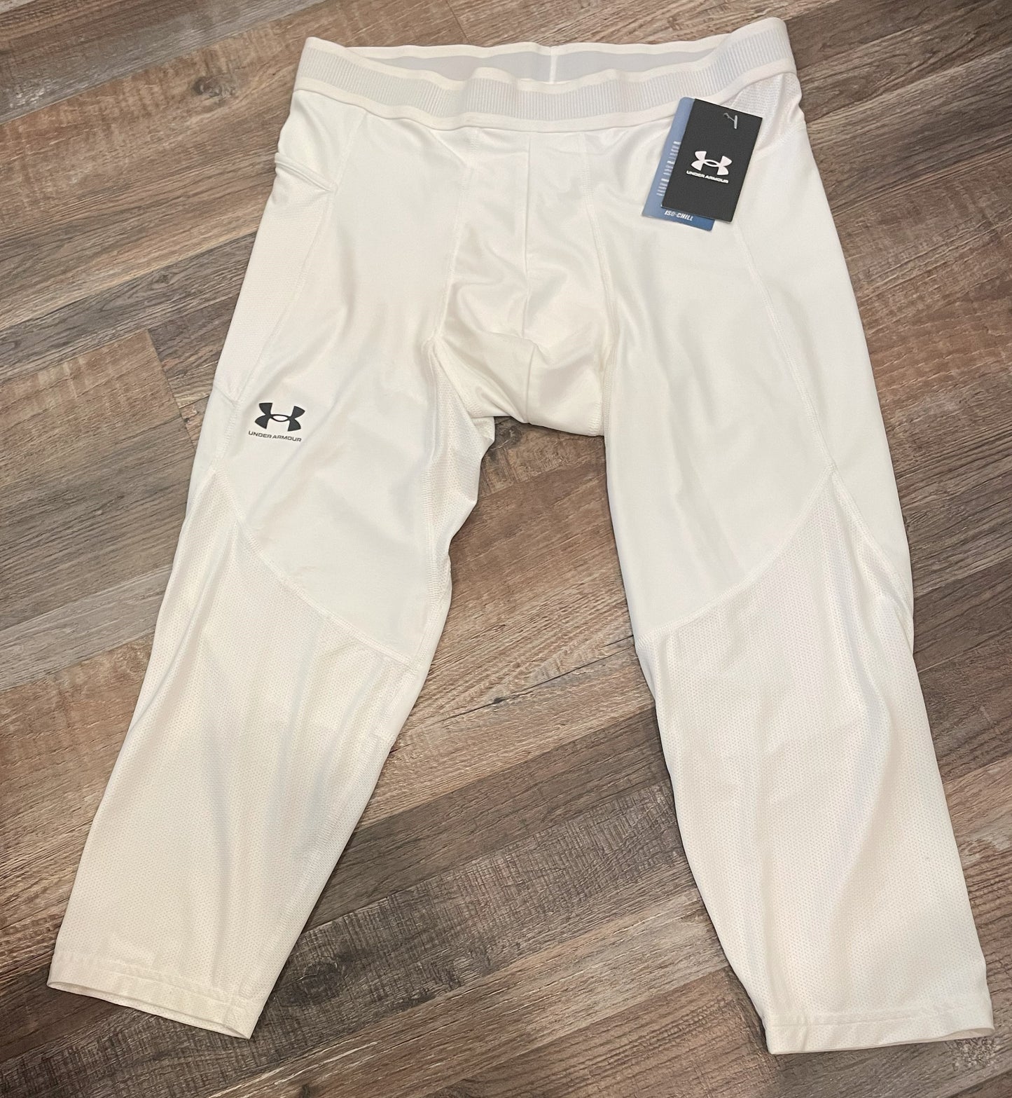 Under Armour NEW!! White Compression Pants Knee Length mens size XLarge