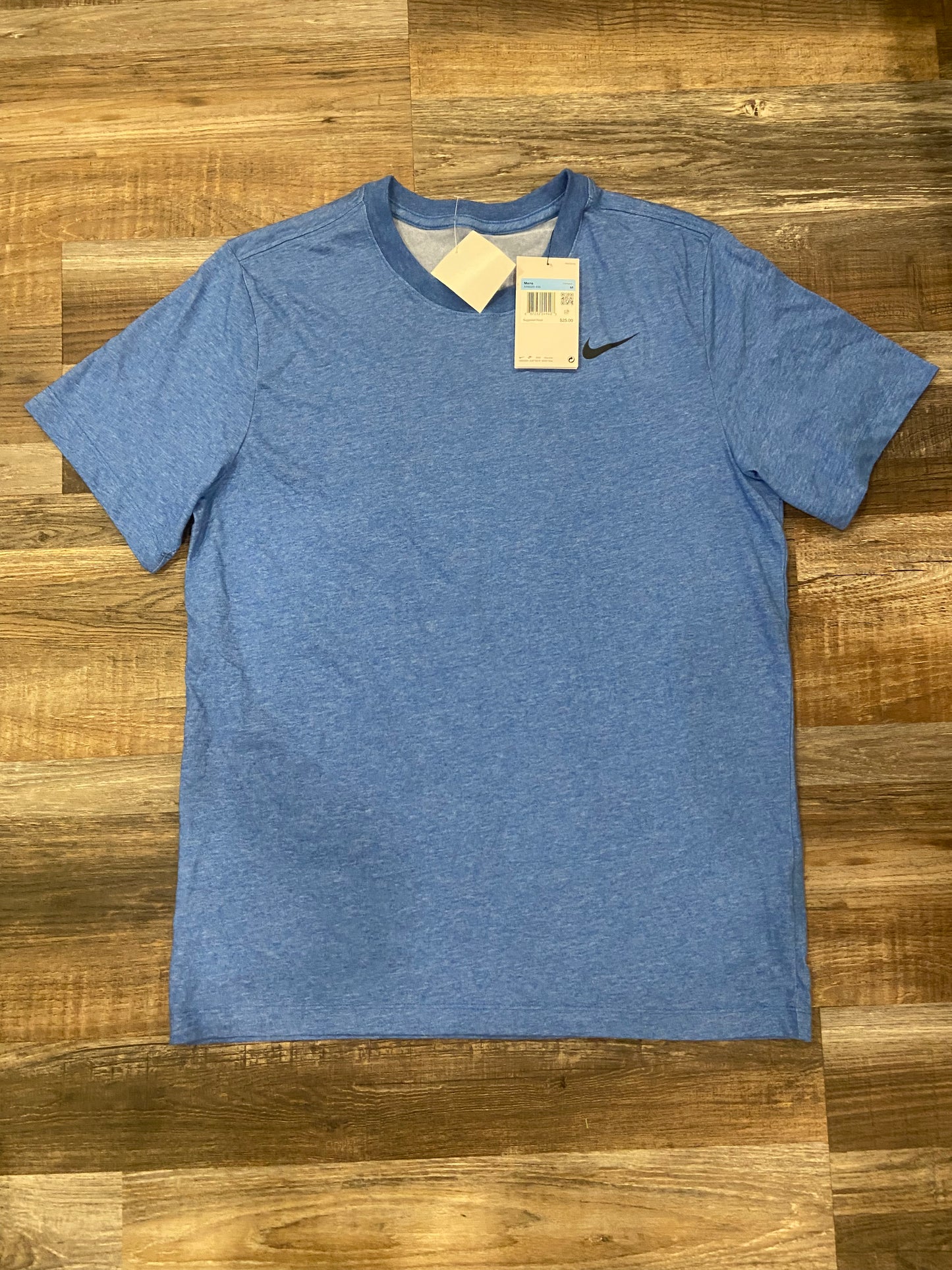 Light Blue Nike Short Sleeve Shirt Mens Size Medium NWT RETAILS $25