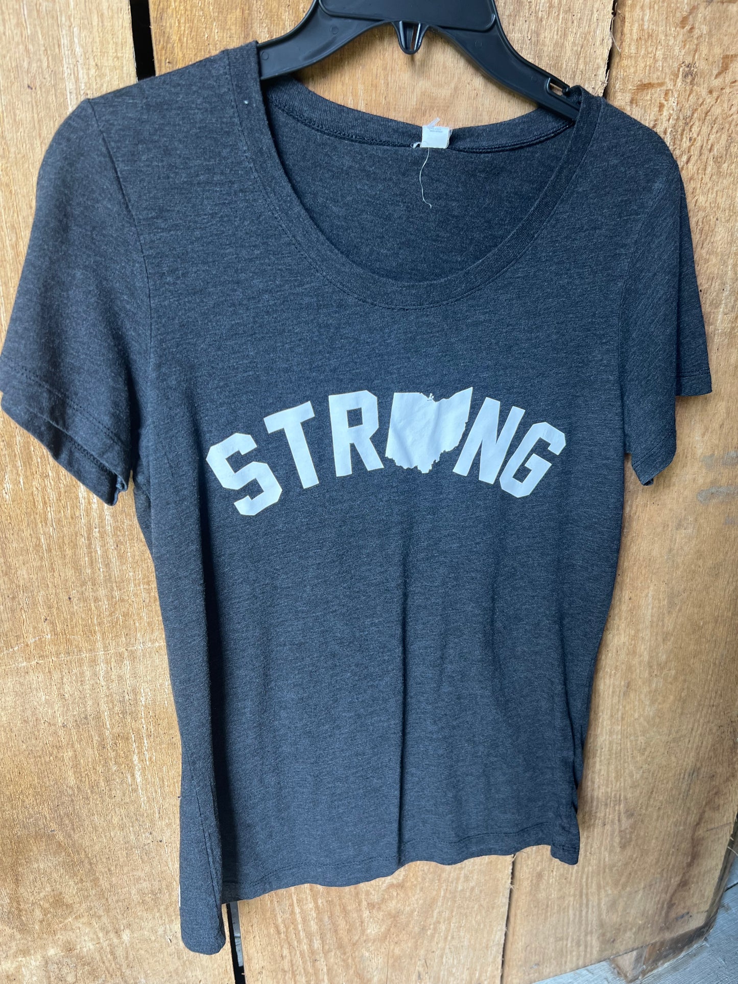 Ohio Strong Grey Short Sleeve shirt Womens Size Large